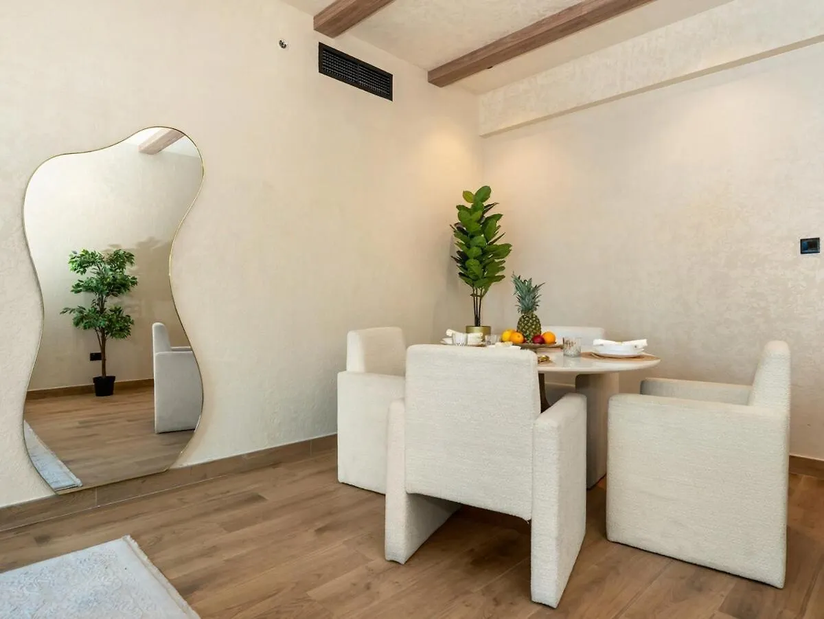 Luxury Penthouse In The Heart Of Dubai Marina Apartment